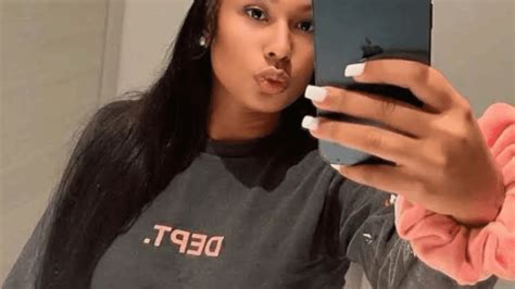 Ohsoyoujade onlyfans leaked - Jade's real name is Rachel Watley, as revealed in an emotional letter she wrote to 6ix9ine's judge ahead of his sentencing at the end of 2019. "My name is Rachel Watley. I am the girlfriend of ...